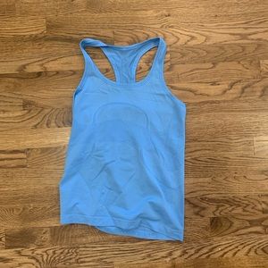 lululemon swiftly tech racerback size 6
